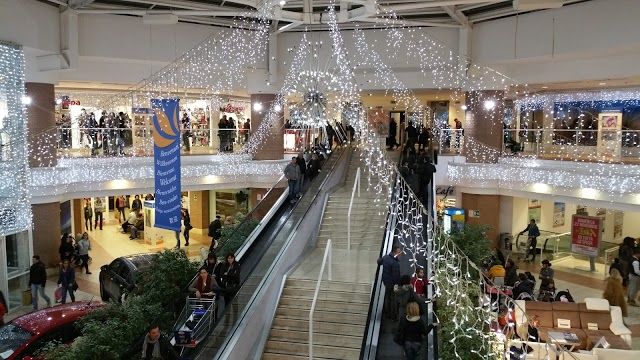 Centro Commerciale La Riviera Shopville